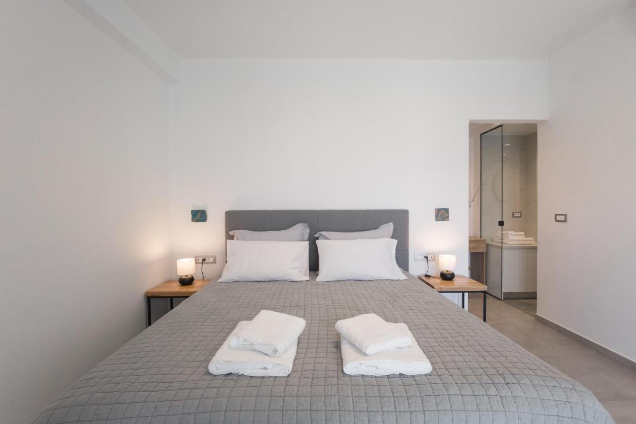 Hermes&dione Apartment
